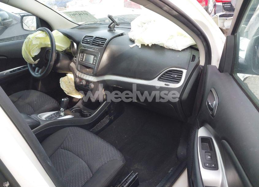 Photo 5 of 2017 Dodge Journey SE (VIN 3C4PDCAB2HT602093)