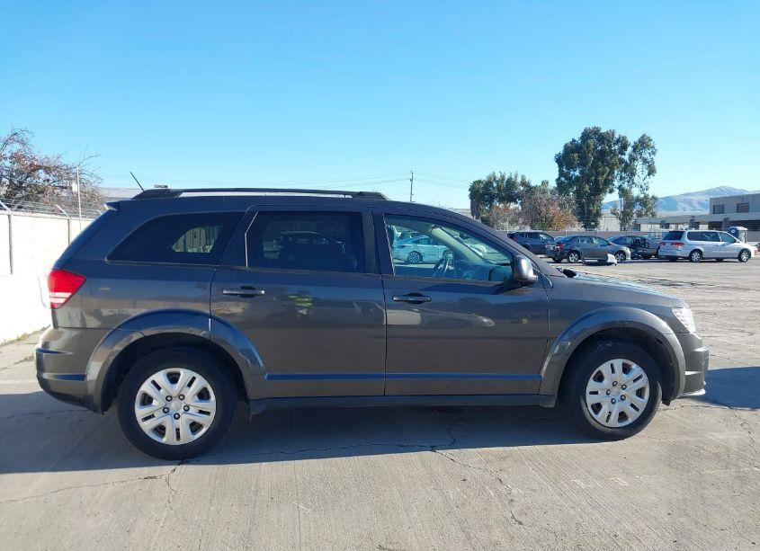 Photo 13 of 2017 Dodge Journey SE (VIN 3C4PDCAB2HT644277)