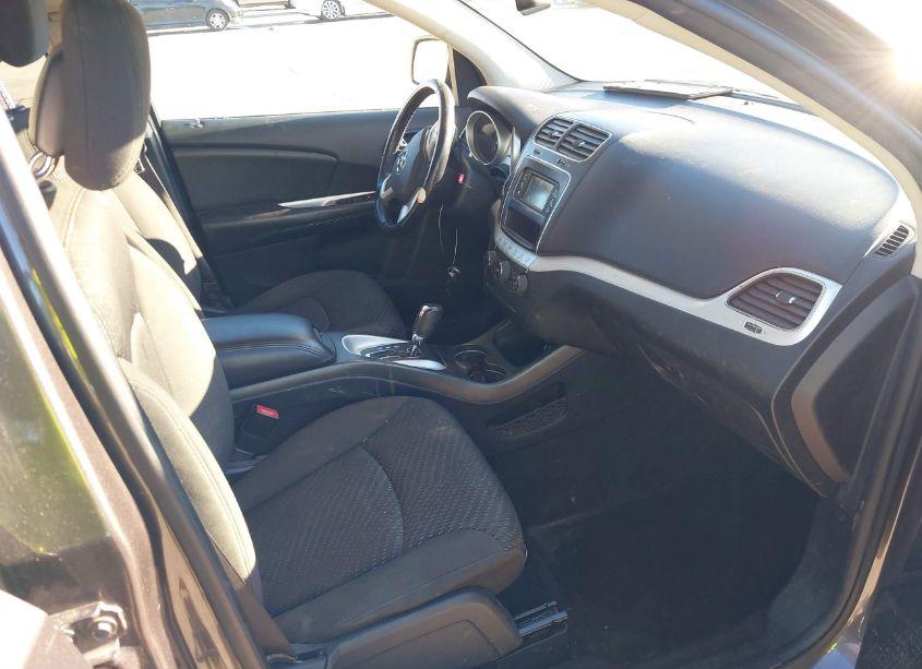 Photo 5 of 2017 Dodge Journey SE (VIN 3C4PDCAB2HT644277)