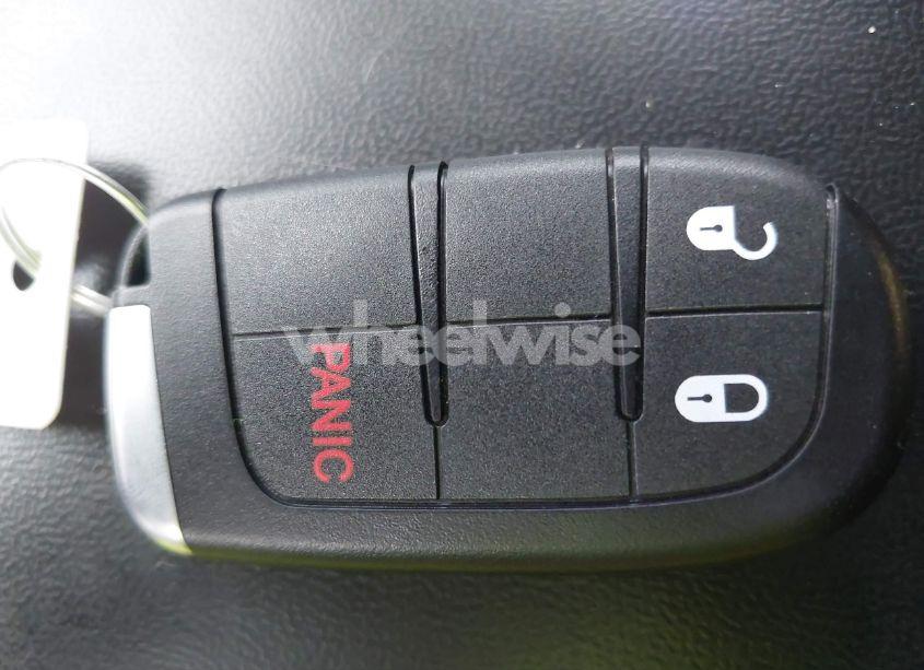 Photo 11 of 2017 Dodge Journey SE (VIN 3C4PDCAB2HT682897)