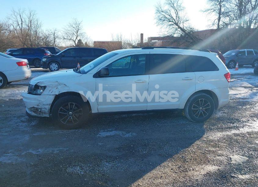 Photo 14 of 2017 Dodge Journey SE (VIN 3C4PDCAB2HT701822)