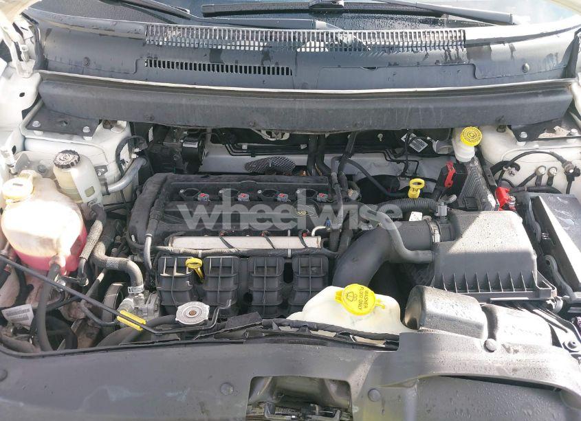 Photo 10 of 2018 Dodge Journey SE (VIN 3C4PDCAB2JT294431)