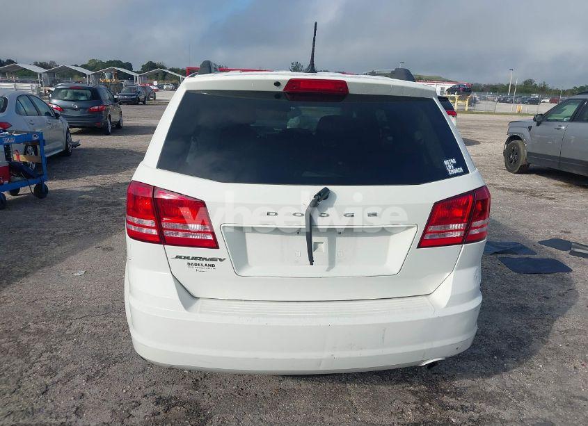 Photo 16 of 2018 Dodge Journey SE (VIN 3C4PDCAB2JT294431)