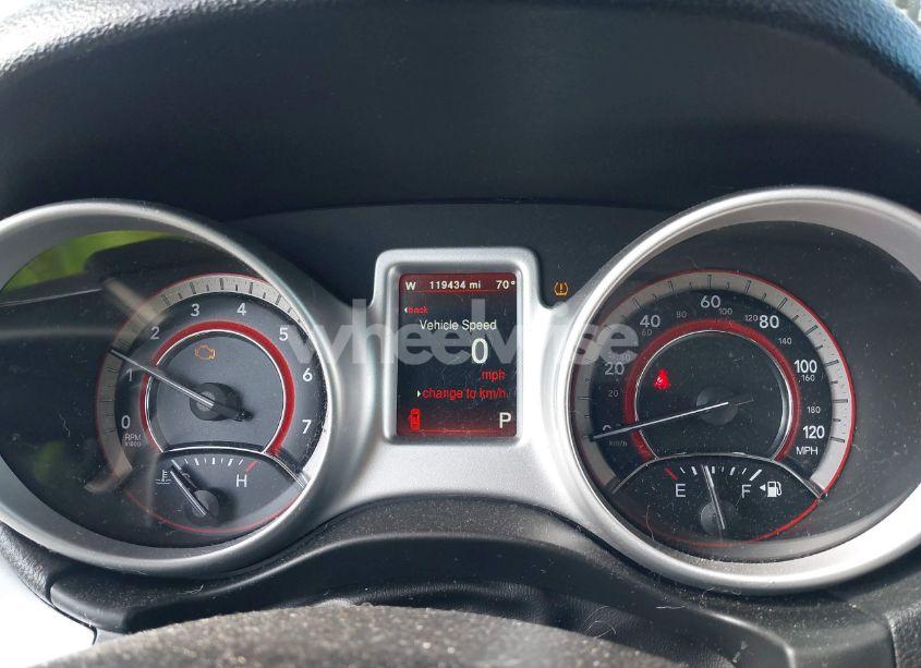 Photo 7 of 2018 Dodge Journey SE (VIN 3C4PDCAB2JT445025)