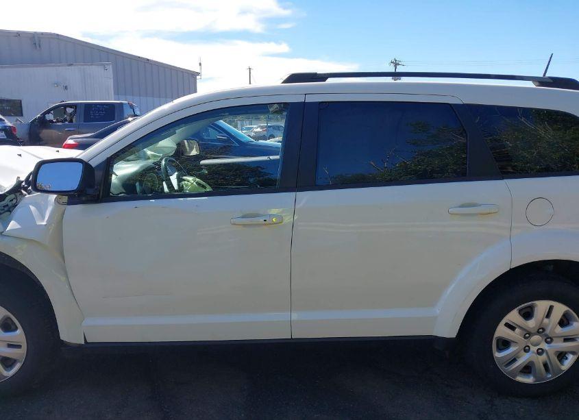 Photo 15 of 2018 Dodge Journey SE (VIN 3C4PDCAB2JT474654)