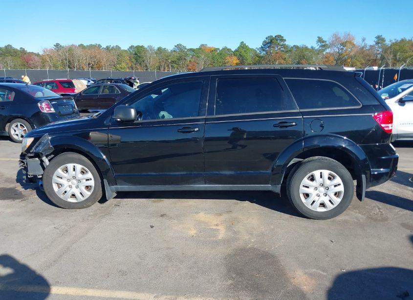 Photo 15 of 2018 Dodge Journey SE (VIN 3C4PDCAB2JT517552)