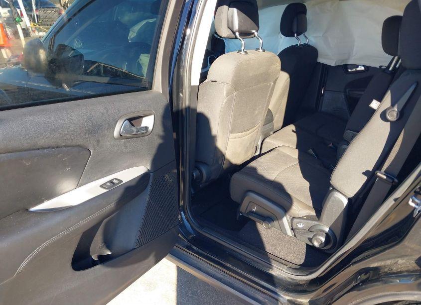 Photo 8 of 2018 Dodge Journey SE (VIN 3C4PDCAB2JT517552)