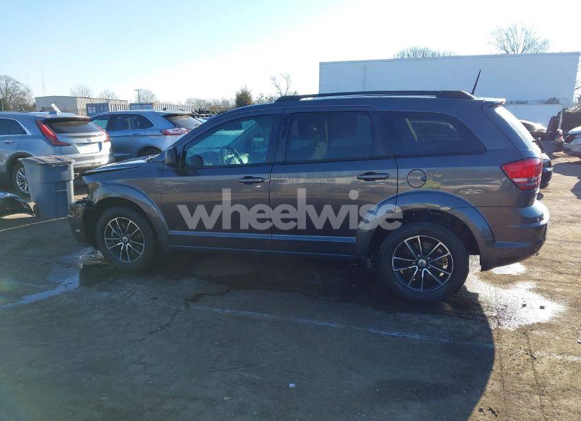 Photo 14 of 2018 Dodge Journey SE (VIN 3C4PDCAB2JT519852)