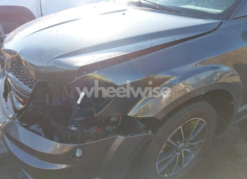 Photo 17 of 2018 Dodge Journey SE (VIN 3C4PDCAB2JT519852)