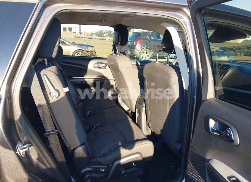 Photo 8 of 2018 Dodge Journey SE (VIN 3C4PDCAB2JT519852)