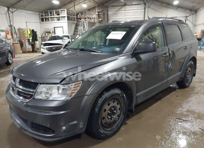 Photo 2 of 2019 Dodge Journey SE VALUE PACKAGE (VIN 3C4PDCAB2KT867877)