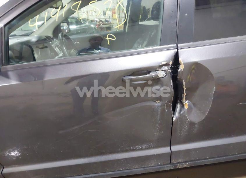 Photo 6 of 2019 Dodge Journey SE VALUE PACKAGE (VIN 3C4PDCAB2KT867877)