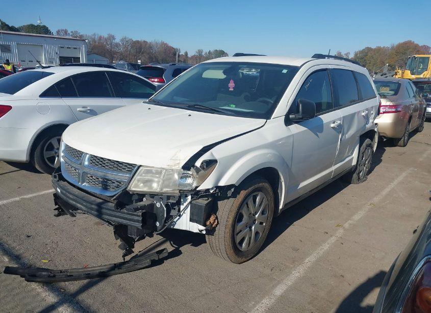 Photo 2 of 2020 Dodge Journey SE VALUE (VIN 3C4PDCAB2LT201698)