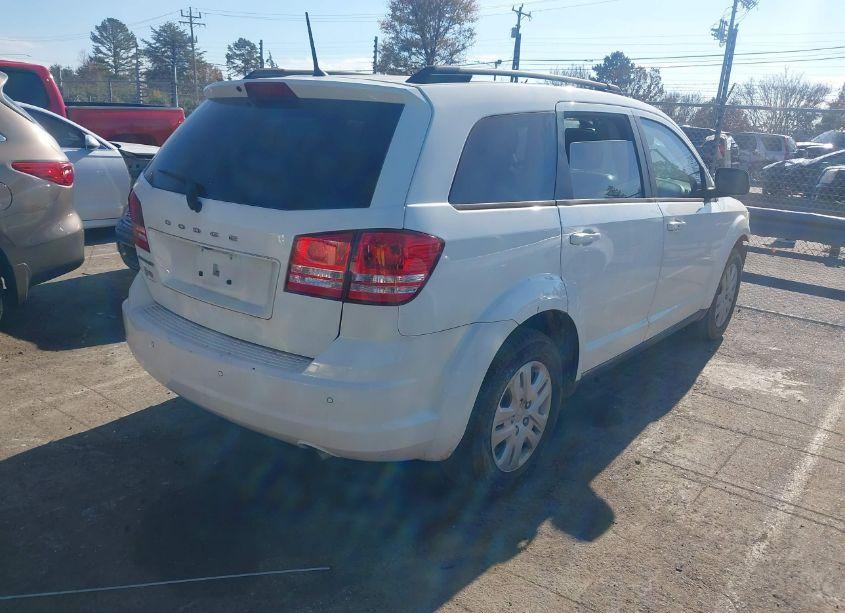 Photo 4 of 2020 Dodge Journey SE VALUE (VIN 3C4PDCAB2LT201698)
