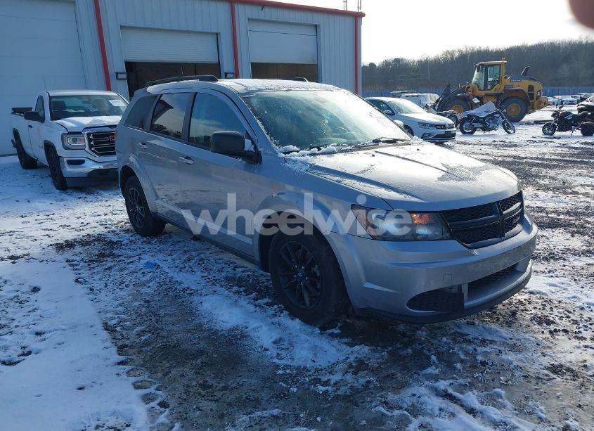 2020 Dodge Journey SE VALUE (VIN 3C4PDCAB2LT207601) main photo