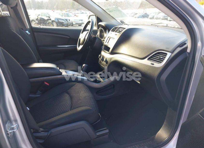 Photo 5 of 2020 Dodge Journey SE VALUE (VIN 3C4PDCAB2LT207601)