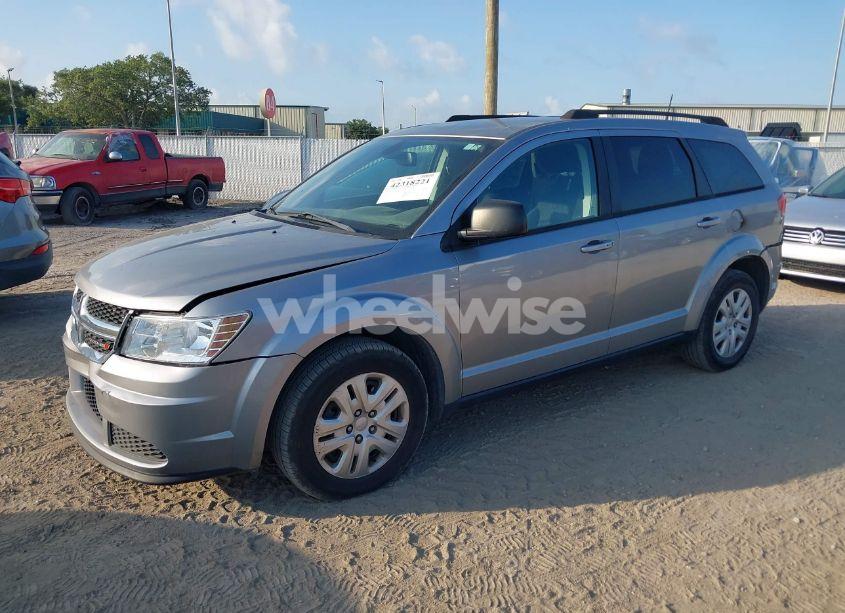 Photo 2 of 2020 Dodge Journey SE VALUE (VIN 3C4PDCAB2LT270729)