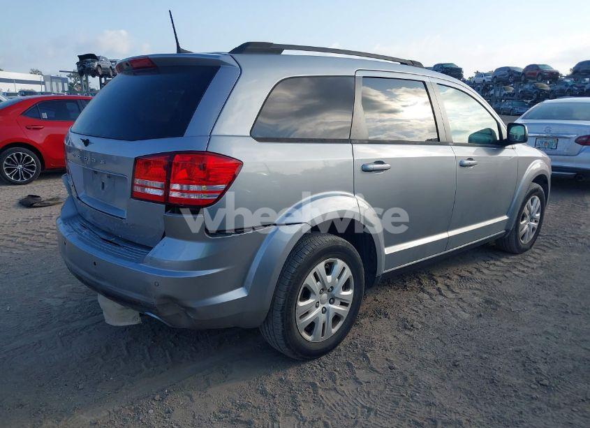 Photo 4 of 2020 Dodge Journey SE VALUE (VIN 3C4PDCAB2LT270729)