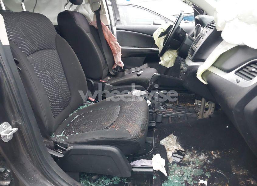 Photo 5 of 2020 Dodge Journey SE VALUE (VIN 3C4PDCAB2LT272318)