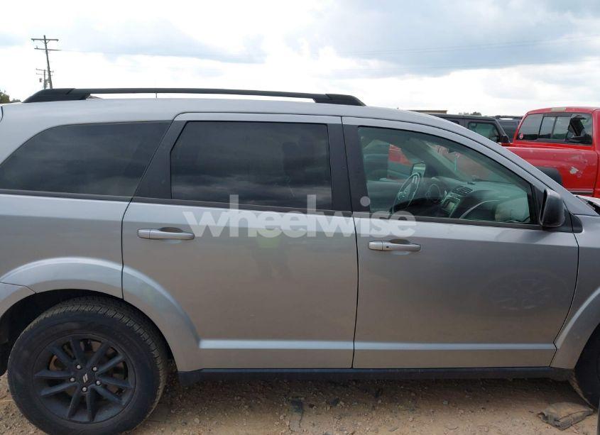 Photo 13 of 2020 Dodge Journey SE VALUE (VIN 3C4PDCAB2LT273209)