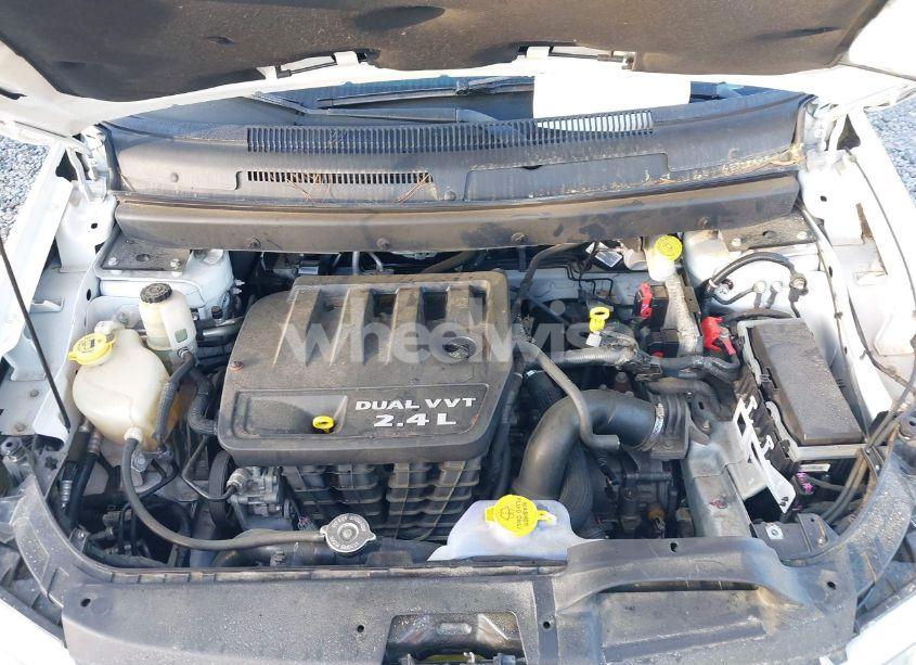 Photo 10 of 2015 Dodge Journey SE (VIN 3C4PDCAB3FT595717)