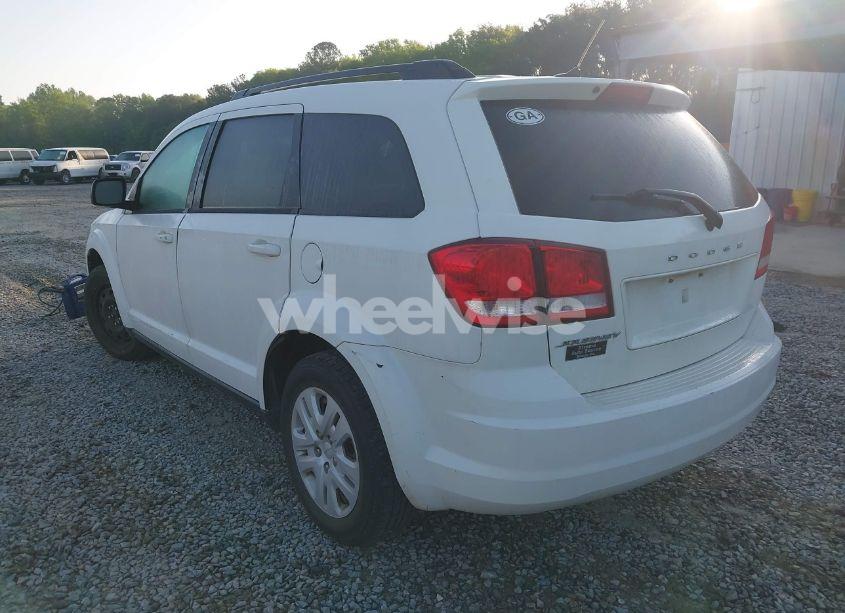 Photo 3 of 2015 Dodge Journey SE (VIN 3C4PDCAB3FT595717)