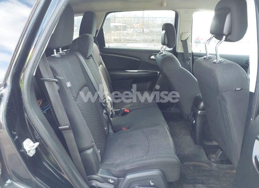 Photo 8 of 2016 Dodge Journey SE (VIN 3C4PDCAB3GT114687)