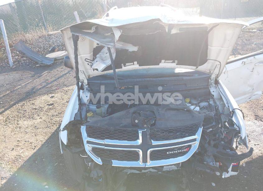 Photo 10 of 2016 Dodge Journey SE (VIN 3C4PDCAB3GT158026)