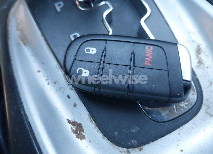 Photo 11 of 2016 Dodge Journey SE (VIN 3C4PDCAB3GT158026)