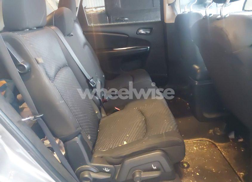 Photo 8 of 2016 Dodge Journey SE (VIN 3C4PDCAB3GT167079)