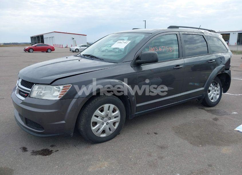 Photo 2 of 2017 Dodge Journey SE (VIN 3C4PDCAB3HT552417)