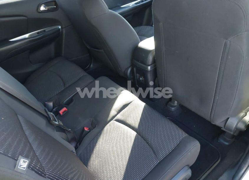 Photo 8 of 2017 Dodge Journey SE (VIN 3C4PDCAB3HT608145)