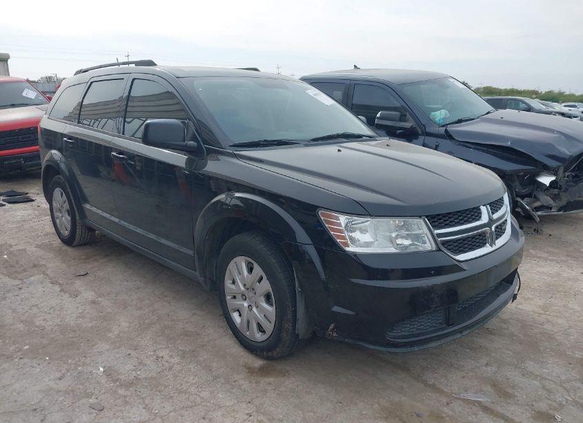 2017 Dodge Journey SE (VIN 3C4PDCAB3HT630209) main photo