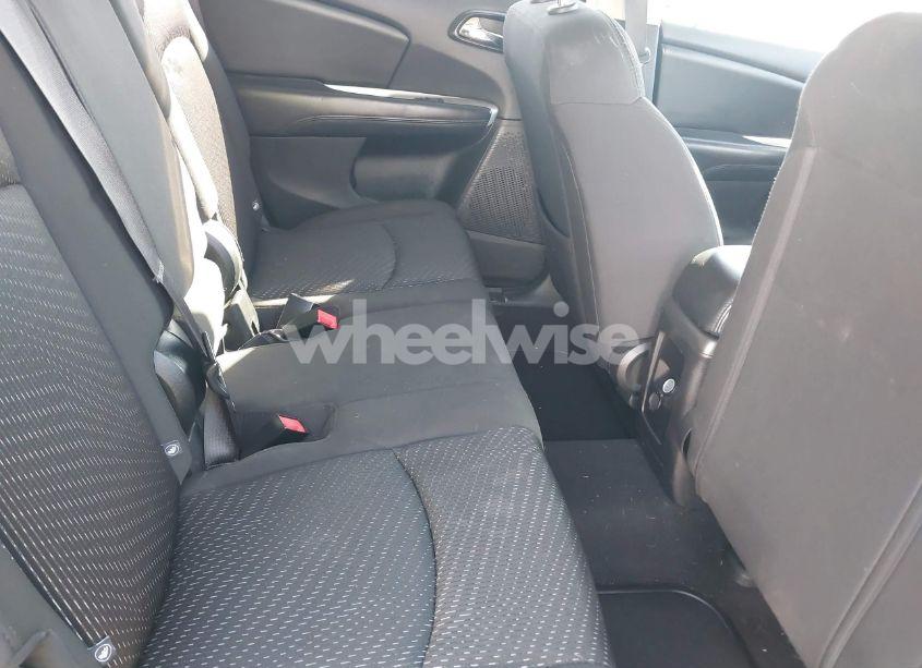 Photo 8 of 2017 Dodge Journey SE (VIN 3C4PDCAB3HT633627)