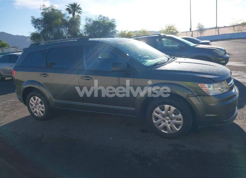 Photo 13 of 2017 Dodge Journey SE (VIN 3C4PDCAB3HT648421)