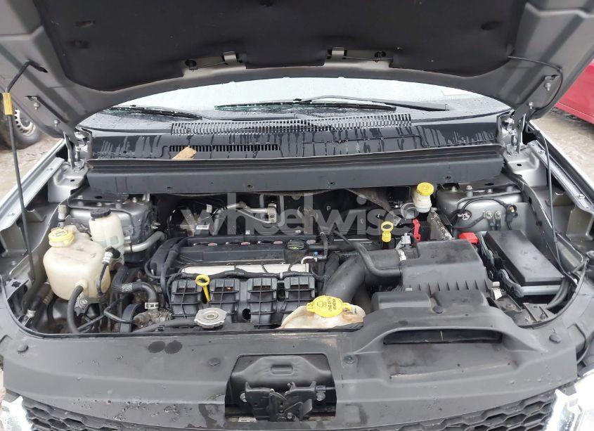 Photo 10 of 2017 Dodge Journey SE (VIN 3C4PDCAB3HT695884)