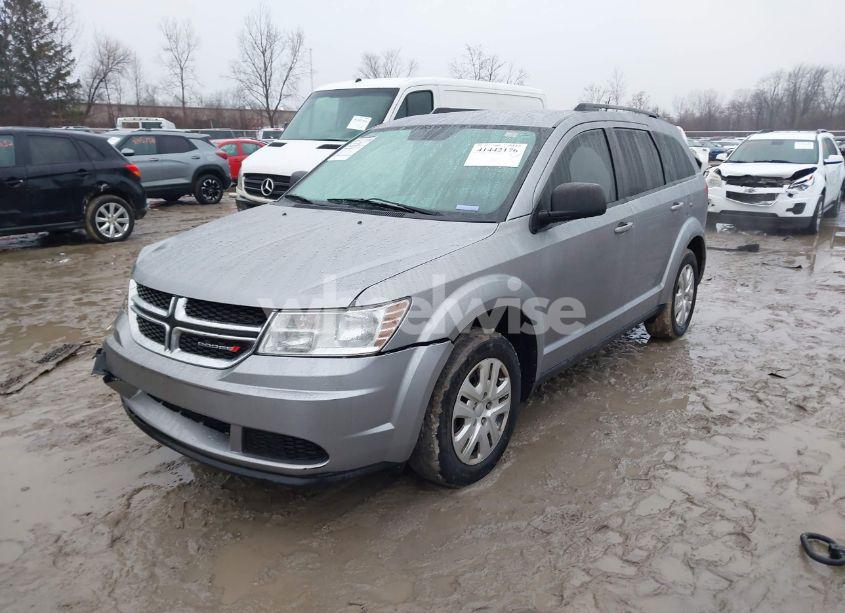 Photo 2 of 2017 Dodge Journey SE (VIN 3C4PDCAB3HT695884)
