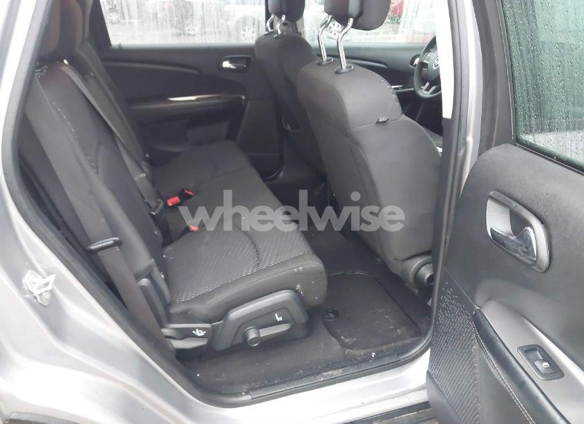 Photo 8 of 2017 Dodge Journey SE (VIN 3C4PDCAB3HT695884)