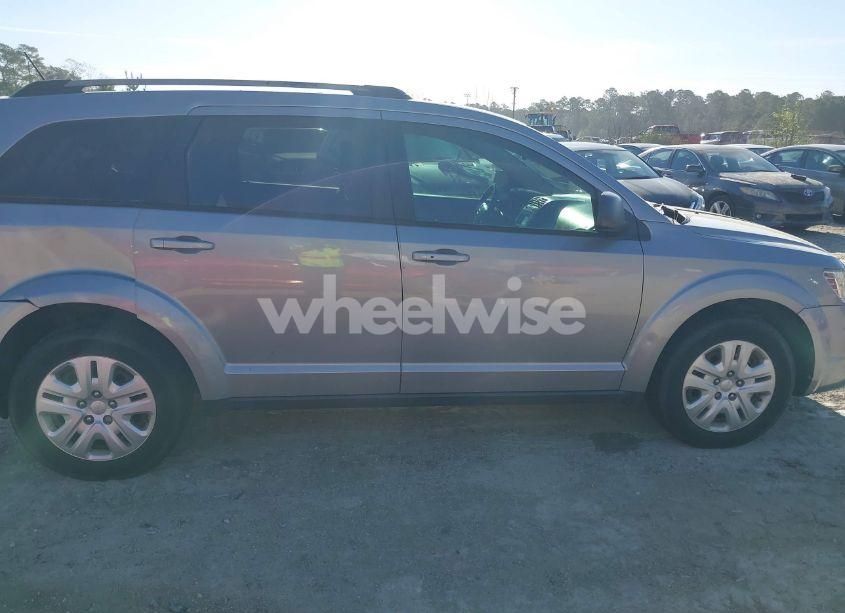 Photo 13 of 2017 Dodge Journey SE (VIN 3C4PDCAB3HT706012)