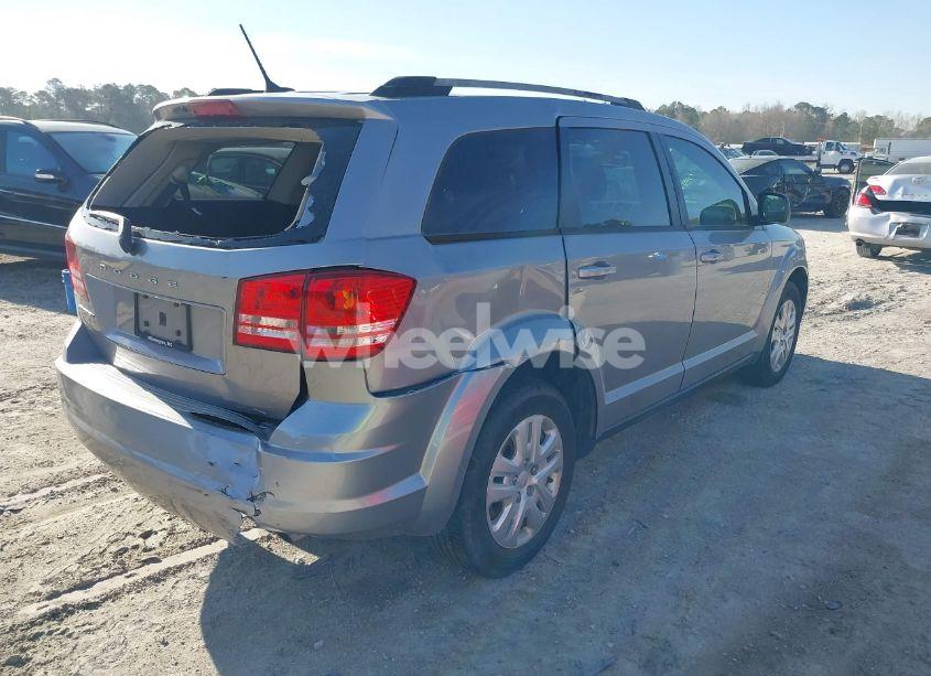 Photo 4 of 2017 Dodge Journey SE (VIN 3C4PDCAB3HT706012)