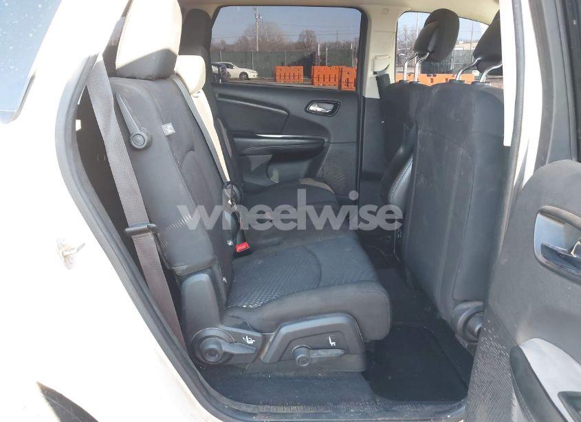 Photo 8 of 2017 Dodge Journey SE (VIN 3C4PDCAB3HT707029)