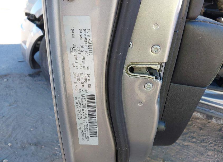 Photo 9 of 2018 Dodge Journey SE (VIN 3C4PDCAB3JT229247)