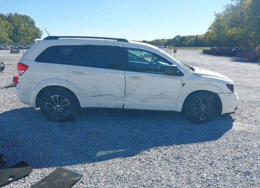 Photo 13 of 2018 Dodge Journey SE (VIN 3C4PDCAB3JT241950)