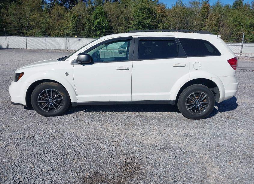 Photo 14 of 2018 Dodge Journey SE (VIN 3C4PDCAB3JT241950)