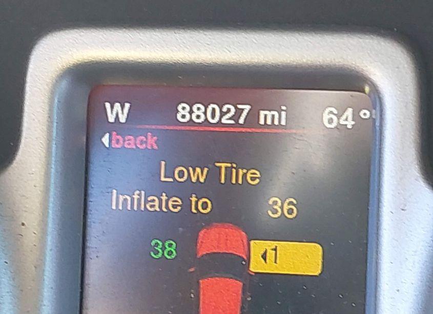 Photo 15 of 2018 Dodge Journey SE (VIN 3C4PDCAB3JT241950)