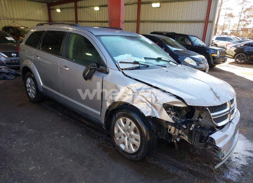 2018 Dodge Journey SE (VIN 3C4PDCAB3JT288816) main photo