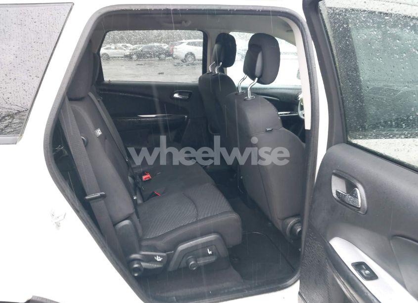 Photo 8 of 2018 Dodge Journey SE (VIN 3C4PDCAB3JT309924)