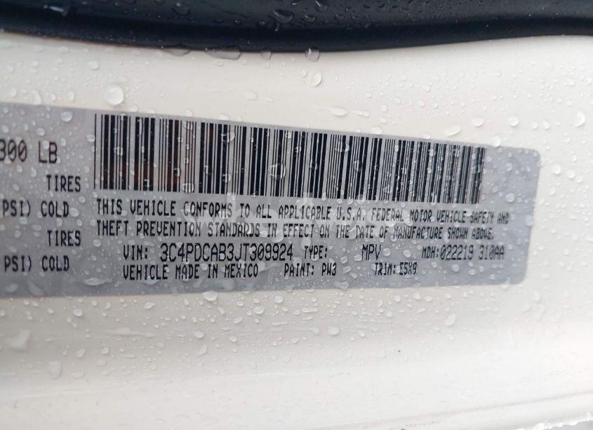 Photo 9 of 2018 Dodge Journey SE (VIN 3C4PDCAB3JT309924)