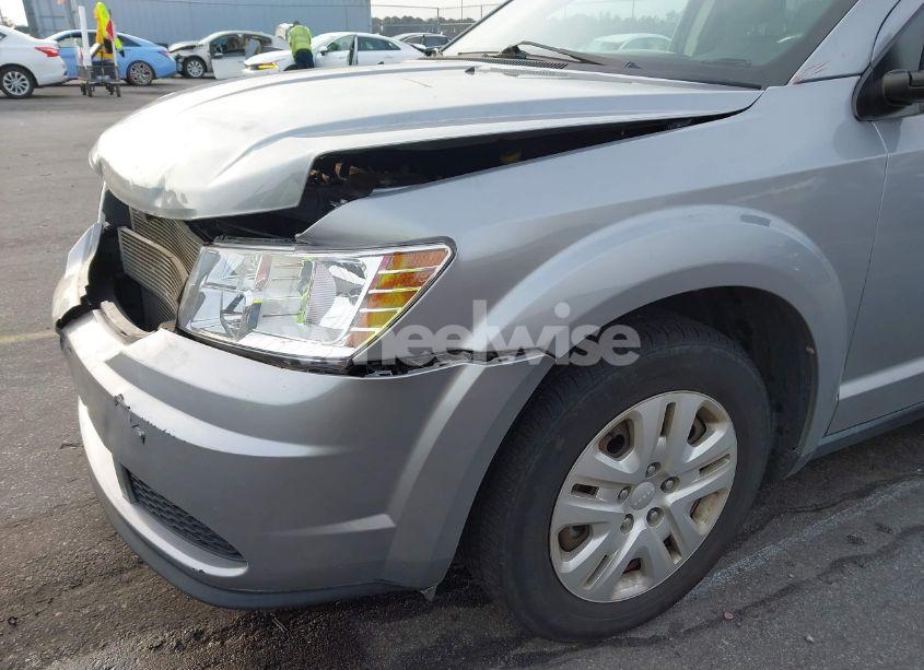 Photo 18 of 2018 Dodge Journey SE (VIN 3C4PDCAB3JT426824)