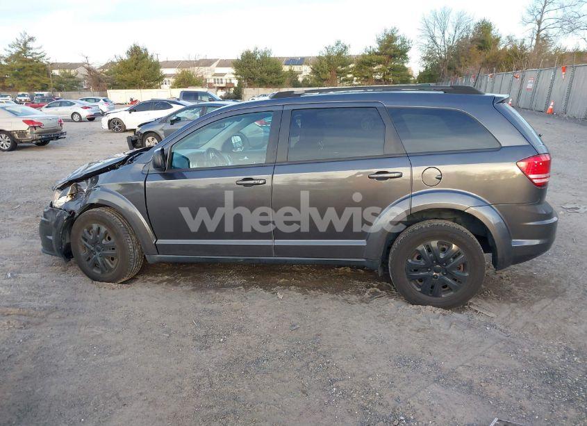 Photo 14 of 2018 Dodge Journey SE (VIN 3C4PDCAB3JT491057)